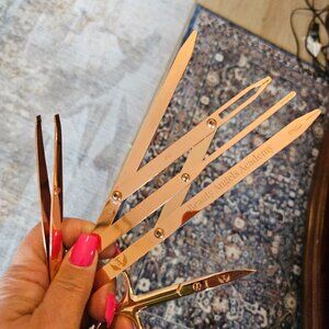 Beauty Angels PMU Golden Ratio Compass Rose Gold tool